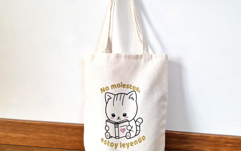 Cómo decorar una bolsa de tela con vinilo textil