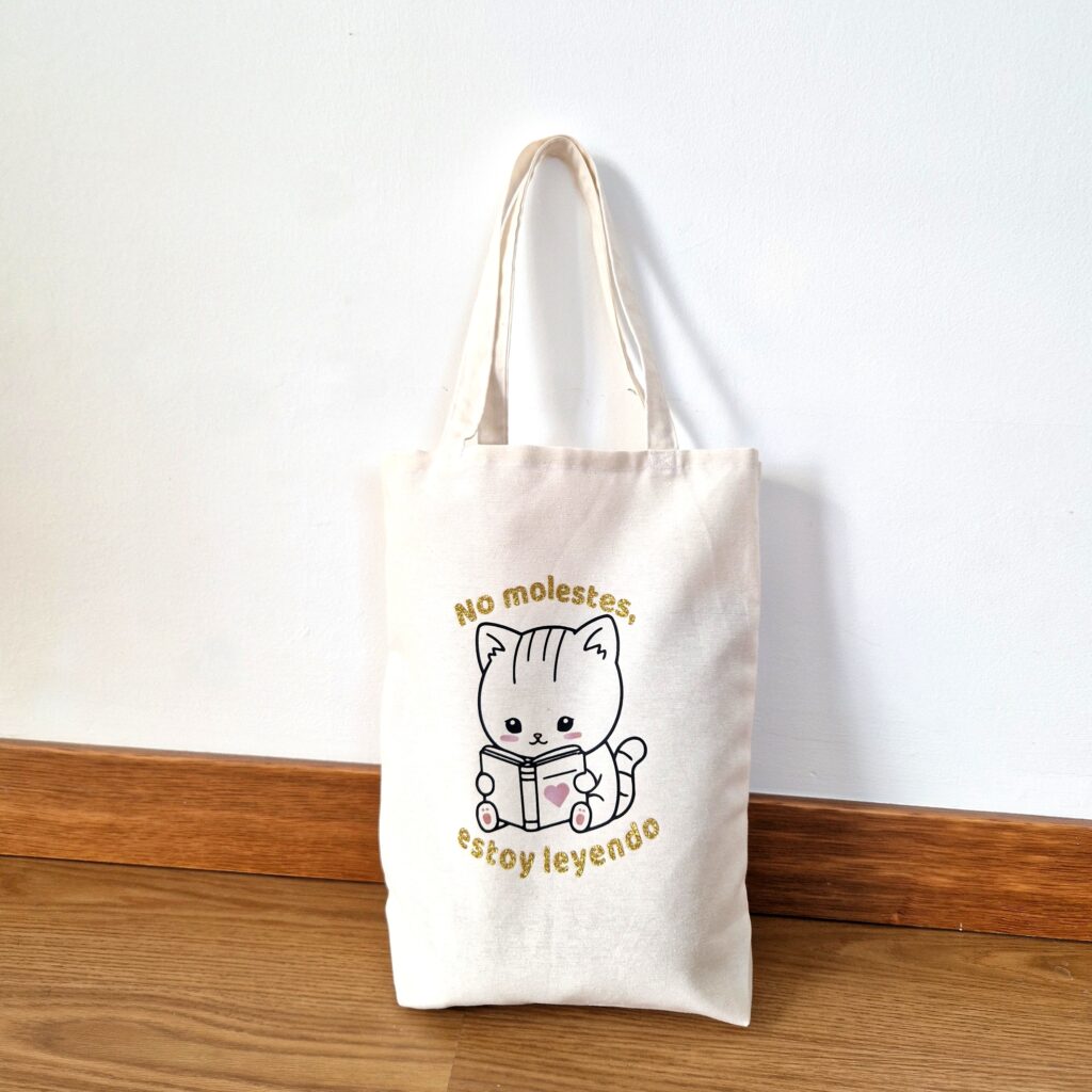 decorar una bolsa de tela con vinilo textil